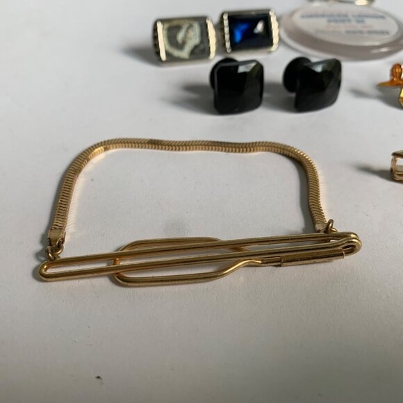 Vintage Men's Cufflinks Pin Tie Tacks Keychain Lot - Picture 4 of 7